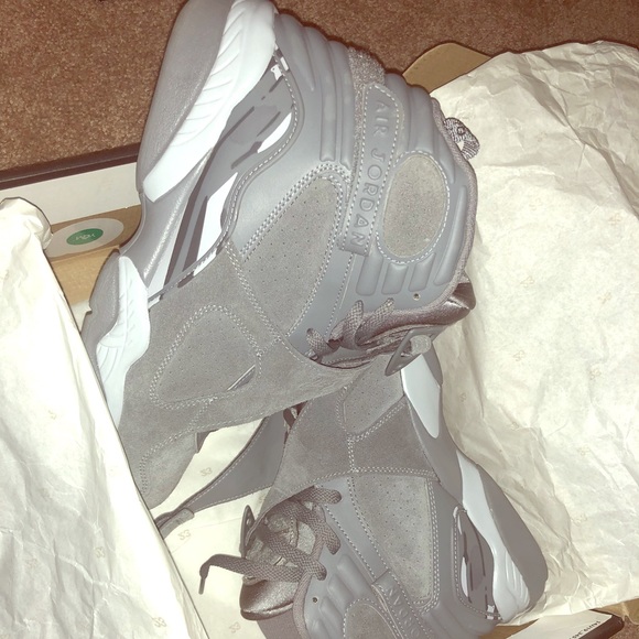 Jordan cool grey 8 size 9